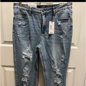 Judy Blue Size 14W High waist Curvy Boyfriend Jeans NWT~Wear as Jeans or Capris!